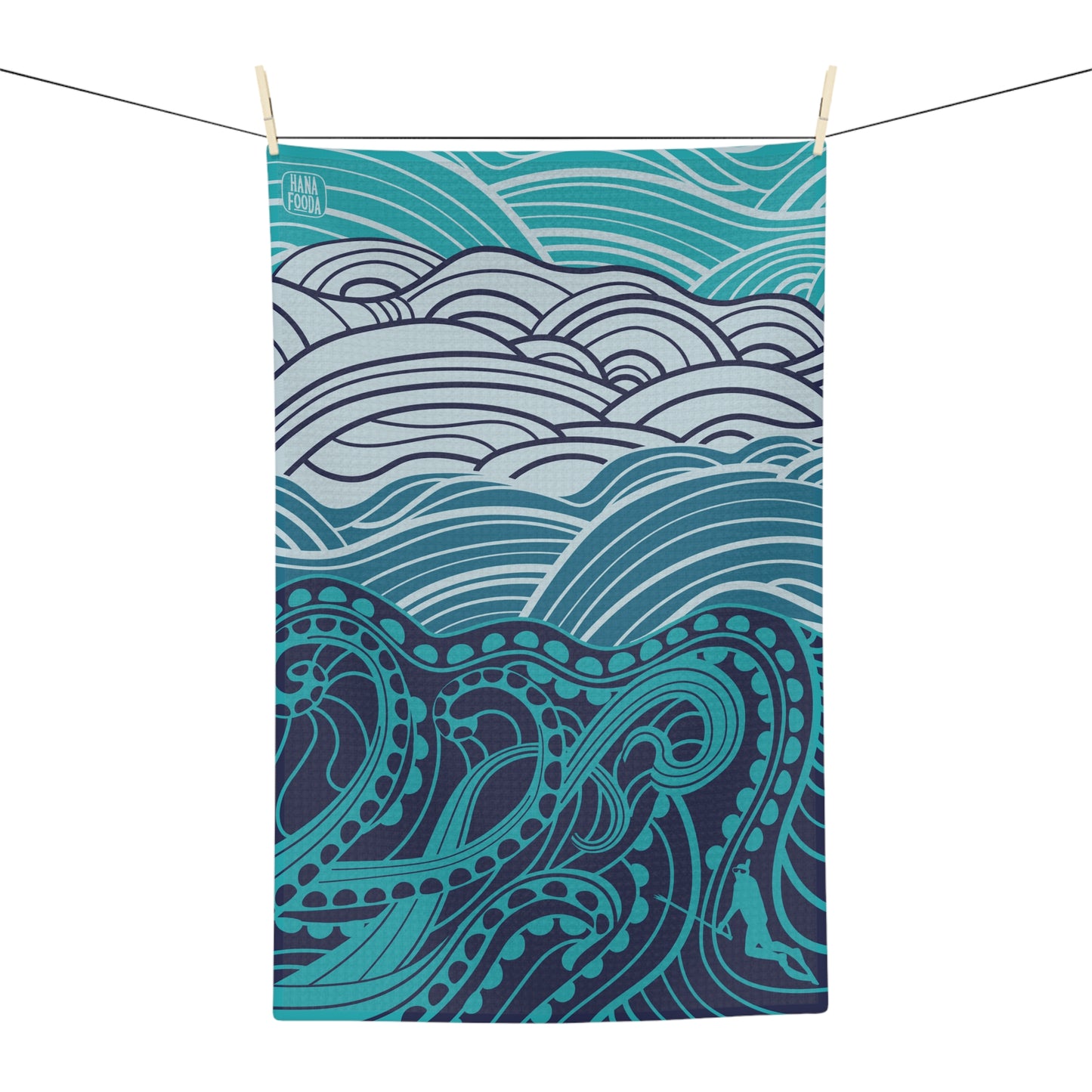Hunt for Tako Microfiber Towel – Ocean-Inspired Hawaiian Spearfishing Art