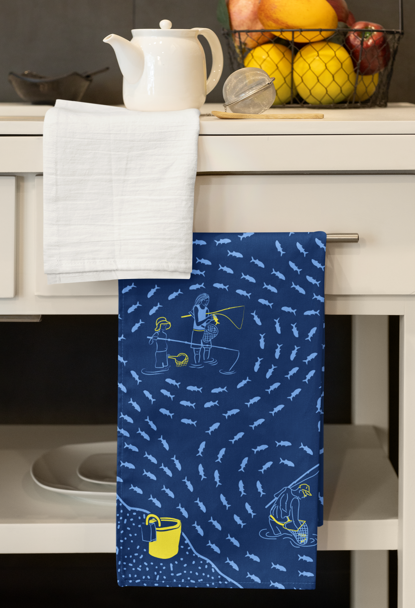 Oama Fishing – Locally Loved Island Pastime Tea Towel